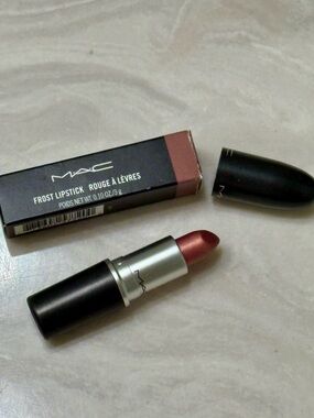 MAC Frost Lipstick - Plum Dandy.